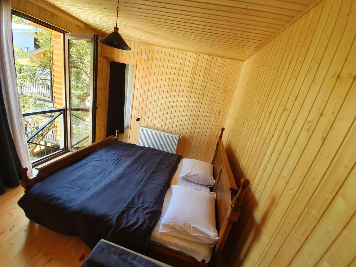 Nino Ratiani'S Guesthouse Mestia Zewnętrze zdjęcie