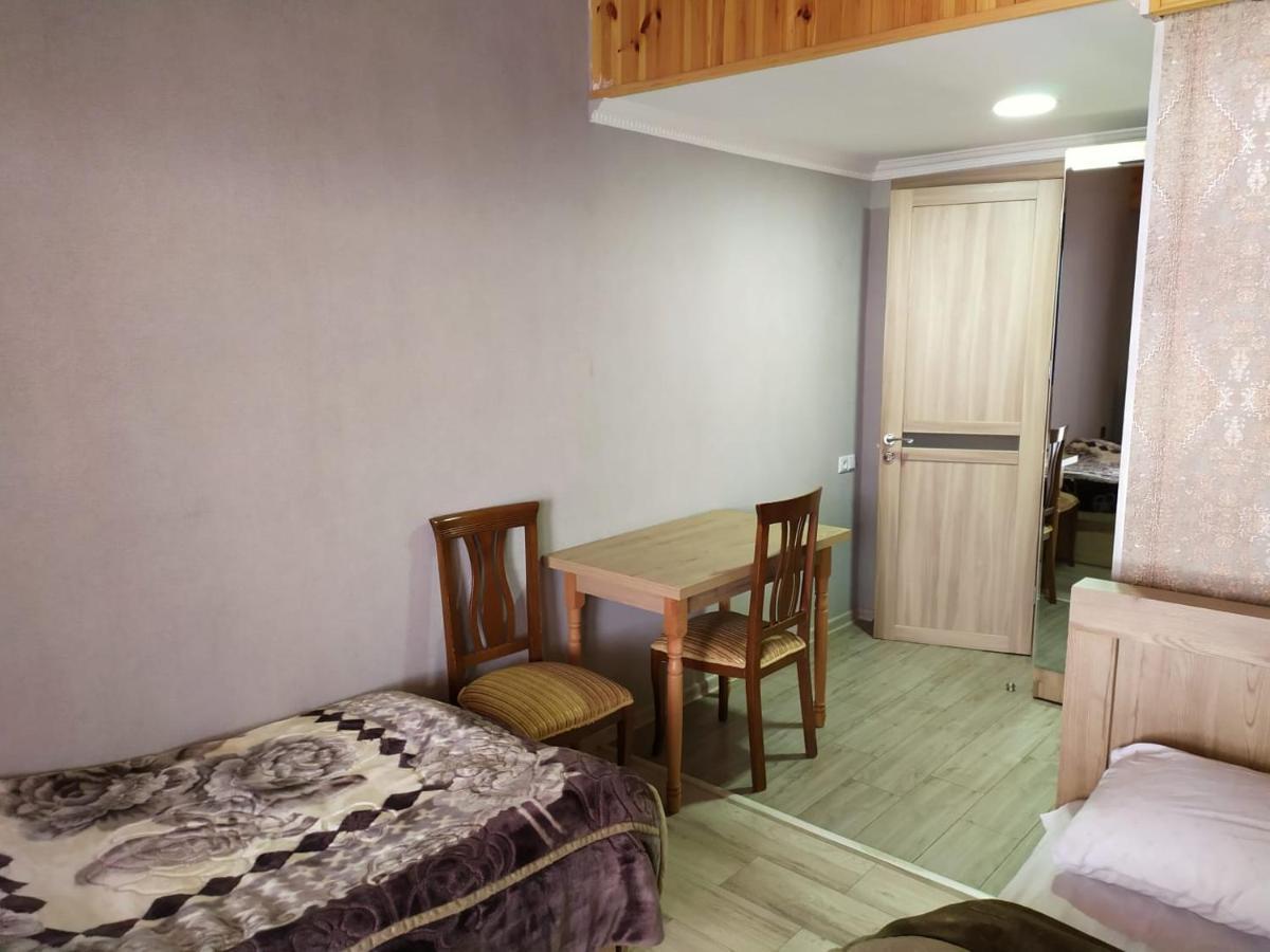 Nino Ratiani'S Guesthouse Mestia Zewnętrze zdjęcie