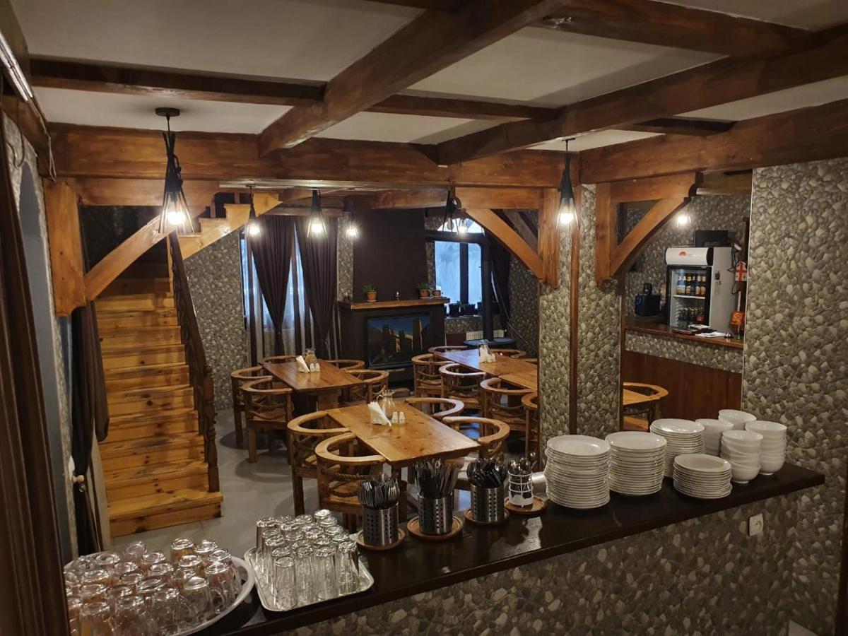 Nino Ratiani'S Guesthouse Mestia Zewnętrze zdjęcie